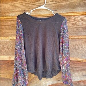 Anthropologie Women's Black Paisley Sleeve Top